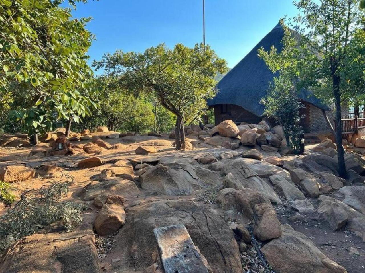 Thula-Thula Private Game Lodge Mabalingwe Bela-Bela Exterior photo